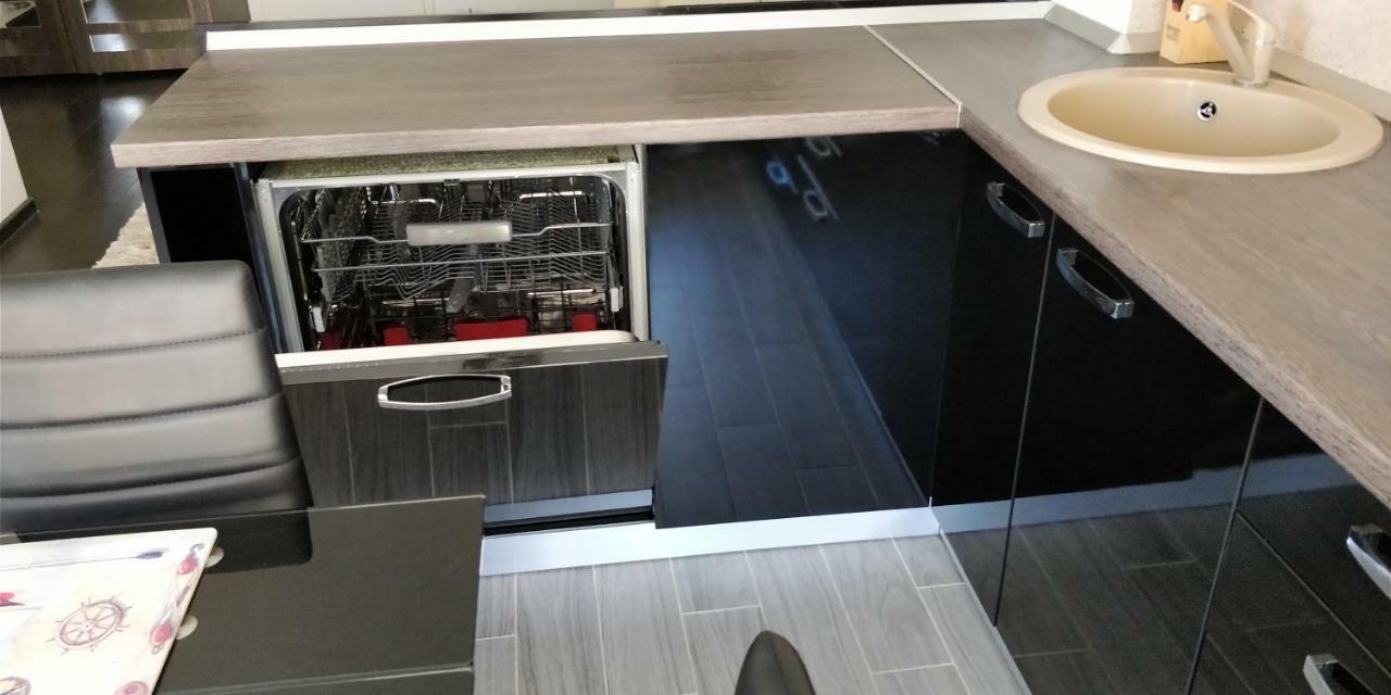 Avangarden Apartment Брашов Екстер'єр фото